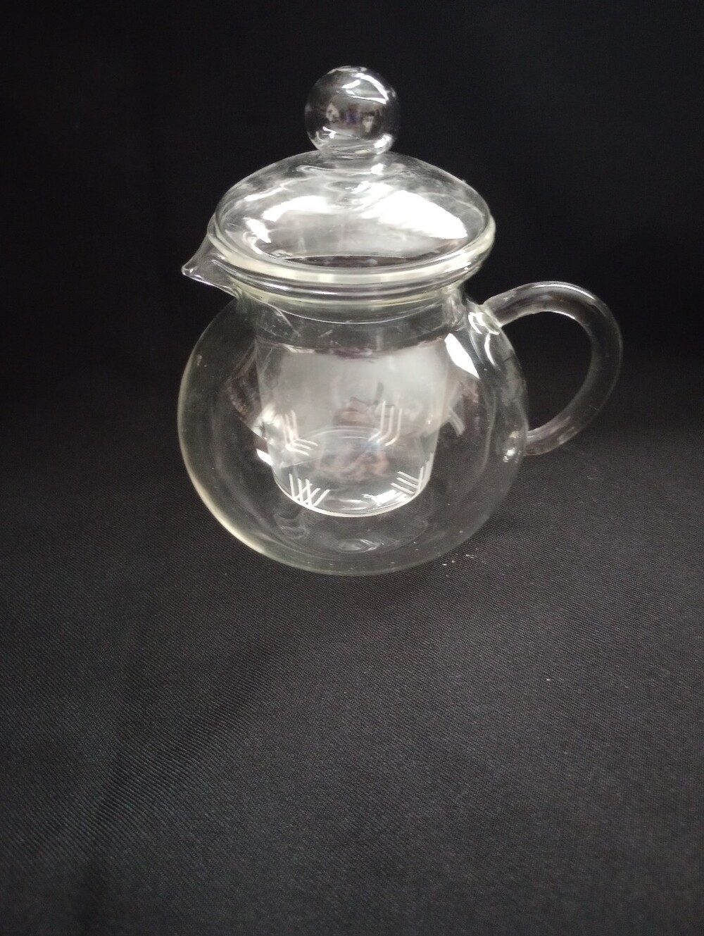 Small Clear Glass Teapot For One With Infuser & Lid